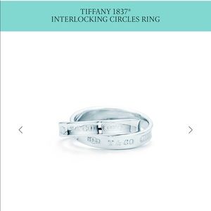 Tiffany interlocking ring